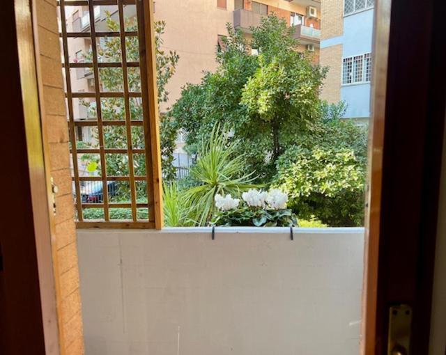 شقة La Casa Delle Camelie روما المظهر الخارجي الصورة